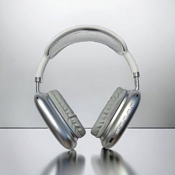 New without tags never used Sleek Over-Ear Headphones in Silver and White - Picture 2 of 9